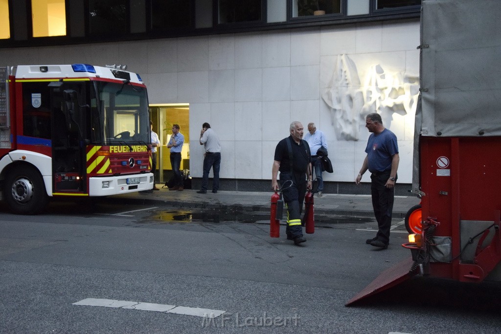 Feuer 2 WDR Koeln Altstadt Nord An der Rechtschule P148.JPG - Miklos Laubert